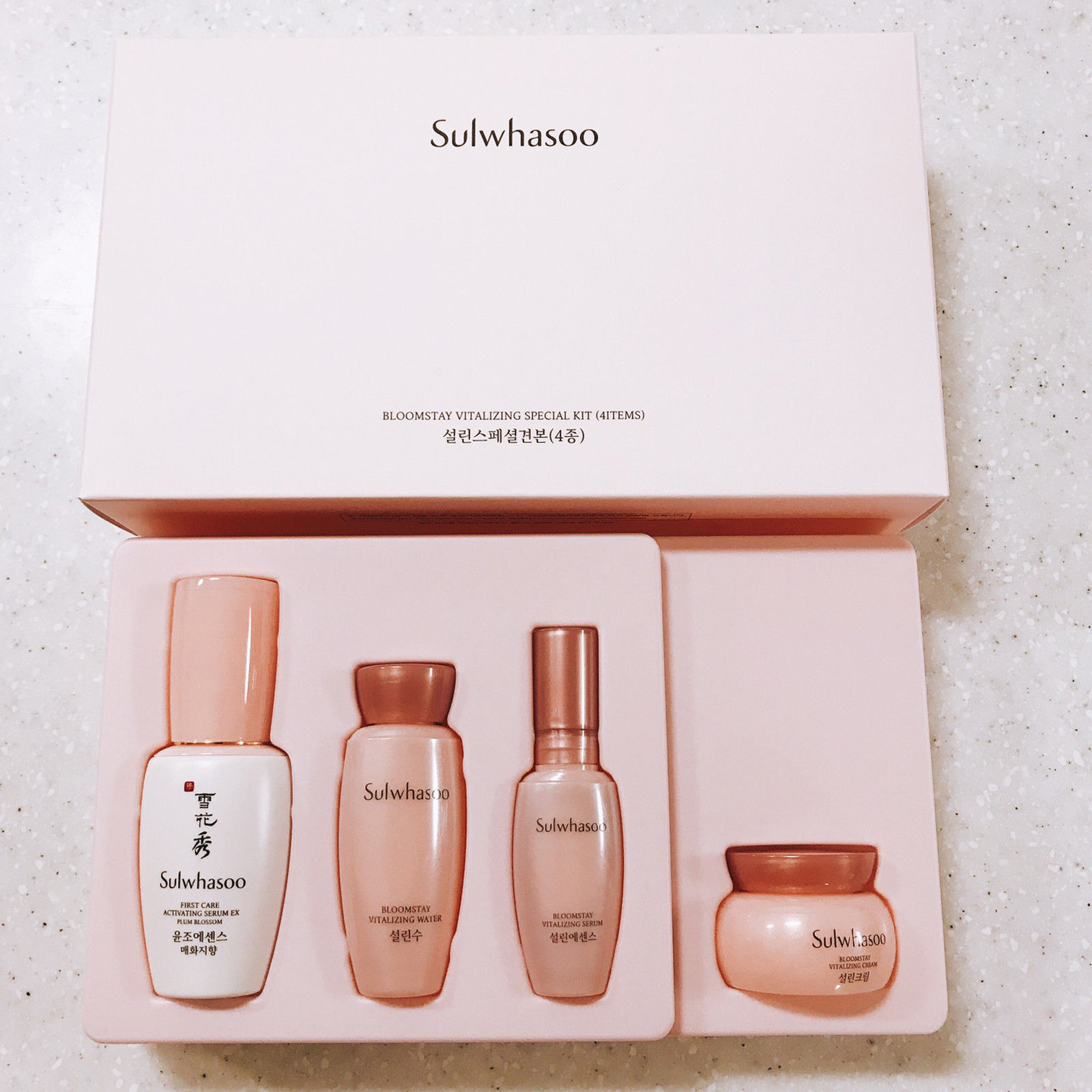 Sulwhasoo, Sulwhasoo Bloomstay Vitalizing Special Kit, Sulwhasoo Bloomstay Vitalizing Special Kit 4 Items, Sulwhasoo Bloomstay Vitalizing Special Kit 4 Items ราคา, Sulwhasoo Bloomstay Vitalizing Special Kit 4 Items รีวิว, Sulwhasoo Bloomstay Vitalizing Special Kit 4 Items เซ็ตสกินแคร์ใหม่ล่าสุด เหมาะสำหรับคนอายุ 28-35 ปี ด้วยคุณค่าใหม่แห่งการบำรุงจากดอกพลัม 