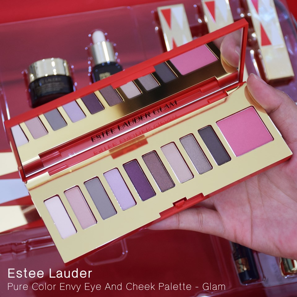 Estee Lauder Pure Color Envy Eye & Cheek palette #Glam พาเลทอายแชโดว์และบลัชออนสุดหรู เนรมิตรให้ดวงตาและพวงแก้ม ดูสวยโดดเด่นอย่างมั่นใจในทุกวัน