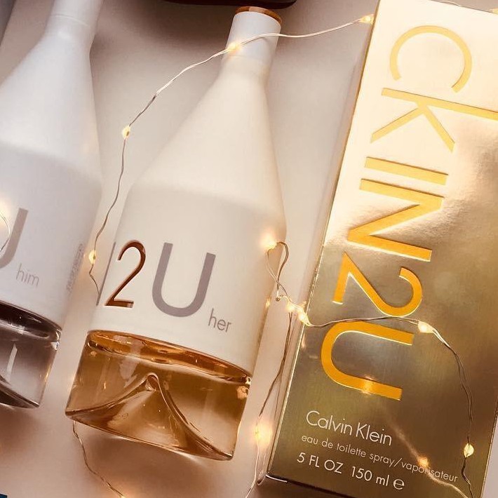 CK Calvin Klein in2u Her EDT หอมกลิ่นเกรปฟรุ๊ต รองลงมาเป็นมะกรูด วนิลลา แอมเบอร์และกล้วยไม้ เหมาะกับฤดูร้อนและใบไม้ผลิ