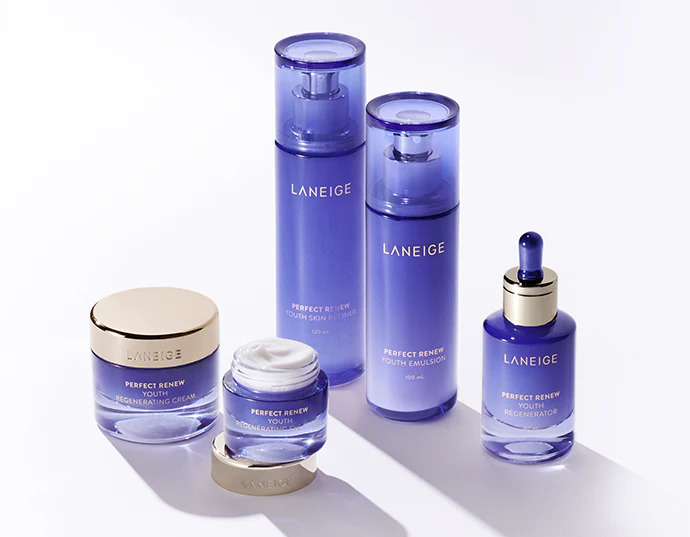 Laneige Perfect Renew Youth Regenerating Cream 8ml ครีมบำรุงต่อต้านริ้วรอย เพื่อลดริ้วรอยแรกเริ่มที่ปรากฏให้เห็นบนผิว ให้คุณค่าสารอาหารบำรุงผิว เพื่อให้ผิวกระชับและเรียบเนียน