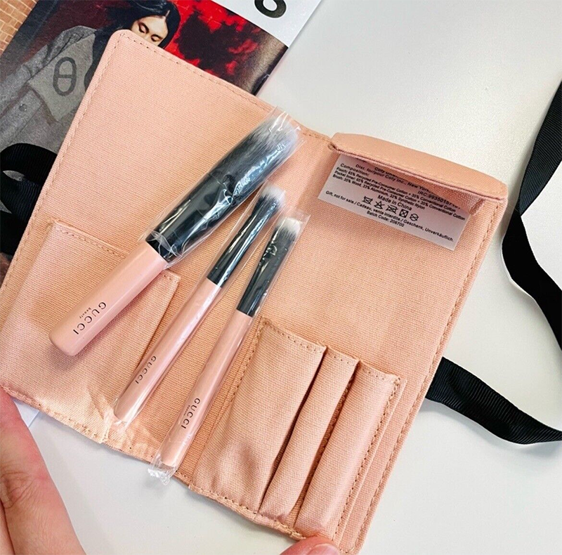 Gucci Brush Set Cosmes With 3 Brushes